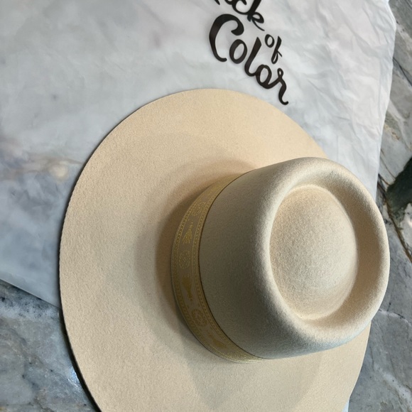 Cream Boater style LOC oval dipped crown hat with vintage dragon fly ribbon. Med - Picture 14 of 15